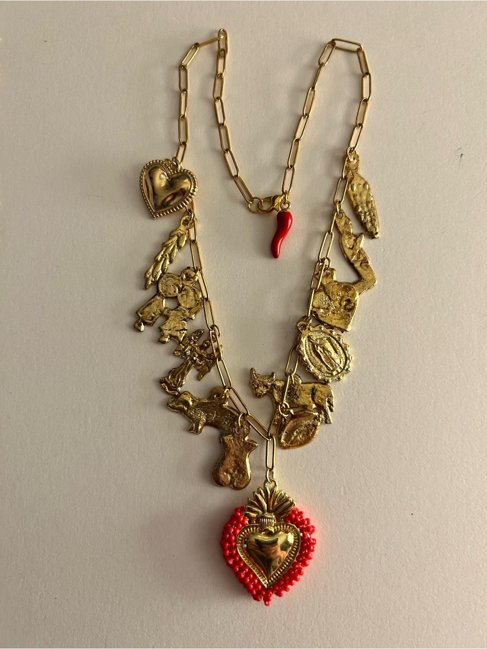 NWOT Mexican Charms Necklace Dia de Los Muertos heart Milagros, santos, Pepper